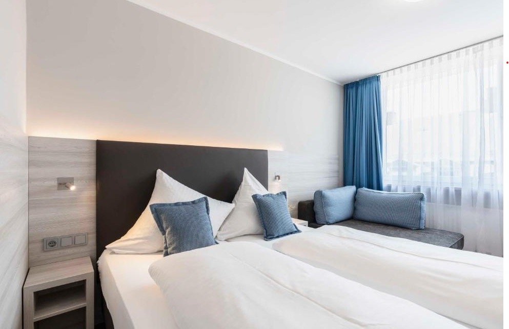 Groß (Doppelzimmer_1)